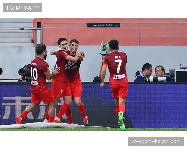 战术前瞻:海港新帅菱形中场实验,迎战国安成关键检验